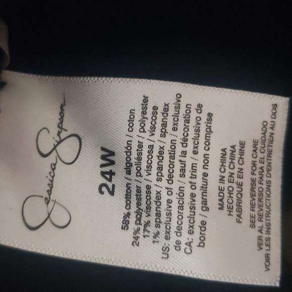 Cropped 24W Dark Wash Soft Sculpt Slimming Fall Cotton Spandex Jeans New - Picture 6 of 7